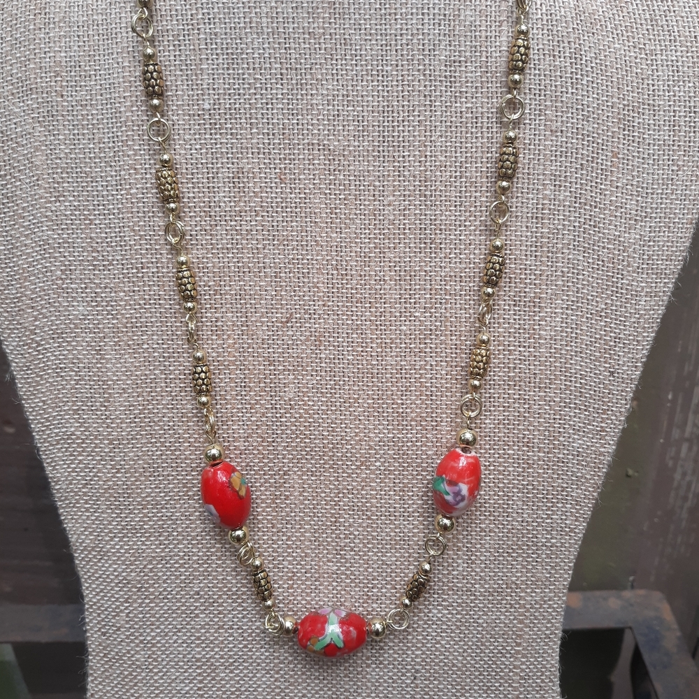 Necklace,red porcelain and gold tone,20"
